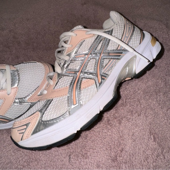 ASICS 1130 White Pure Silver Size 7 Women’s - Picture 5 of 6